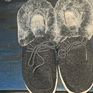 Hey Dude Gray Ankle Boots with Faux Fur